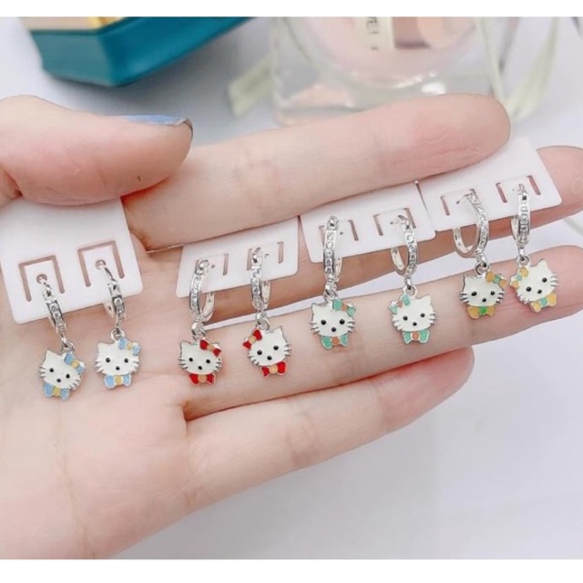 Bông tai Bạc cho bé Ngộ nghĩnh đáng yêu. Mẫu mã xinh xắn chiếm trọn niềm yêu thích của bé Mainomi Shop Bạc Xinh