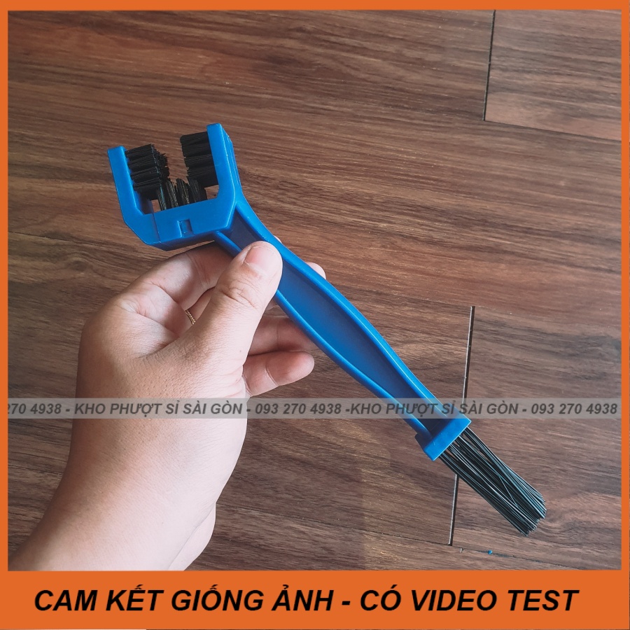 Combo 4 món dụng cụ rửa xe máy biker gồm cọ lông heo - bàn chải chà sên - khăn - găng rửa xe