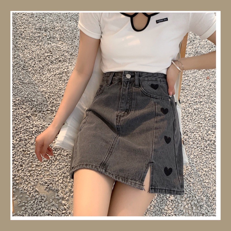 Chân váy chữ A xẻ tà thêu tim mẫu 2021