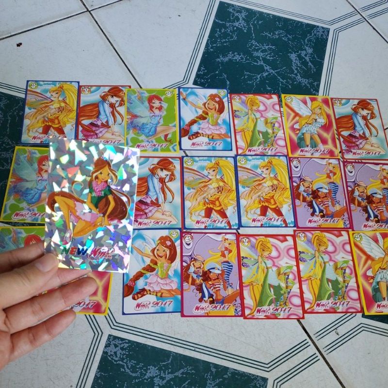 Set 168 thẻ bài cứng + 8 thẻ bài ánh nhũ Winx