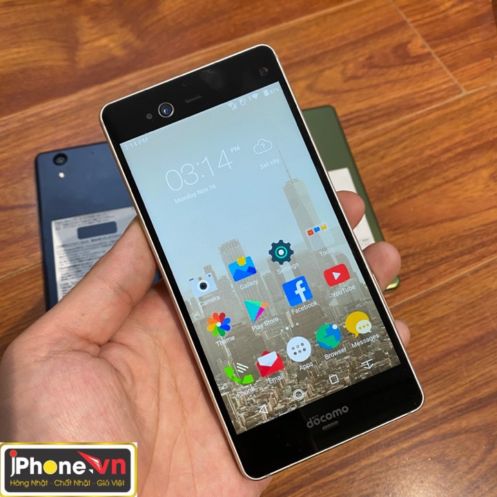 Điện thoại FUJITSU ARROWS F01K S660-4GB-32GB bảo mật võng mạc, vân tay, chống nước made in Japan