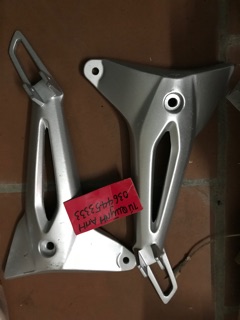 Pas để chân xe máy Pas gác chân sau xe Rs Toàn lực N.5.3