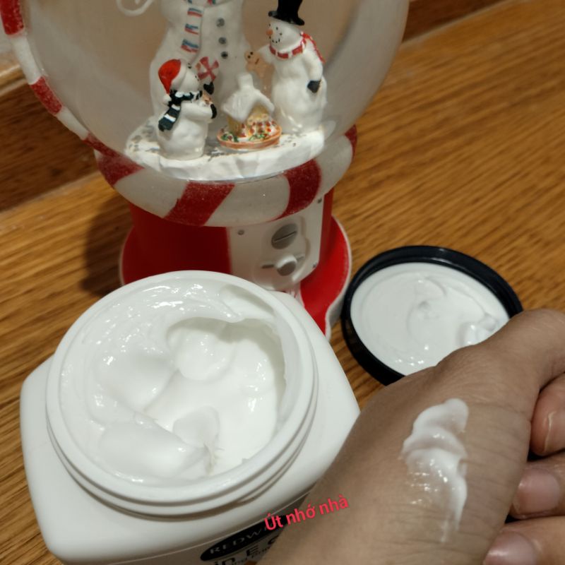 Dưỡng ẩm Vitamin E cream Redwin Úc hũ 300g