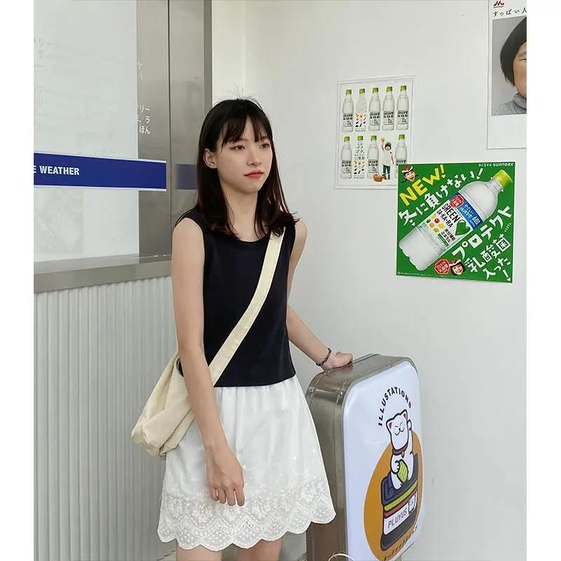 Áo Thun SáT NáCh Thêu Hoa HồNg Xinh XắN Cho Nữ