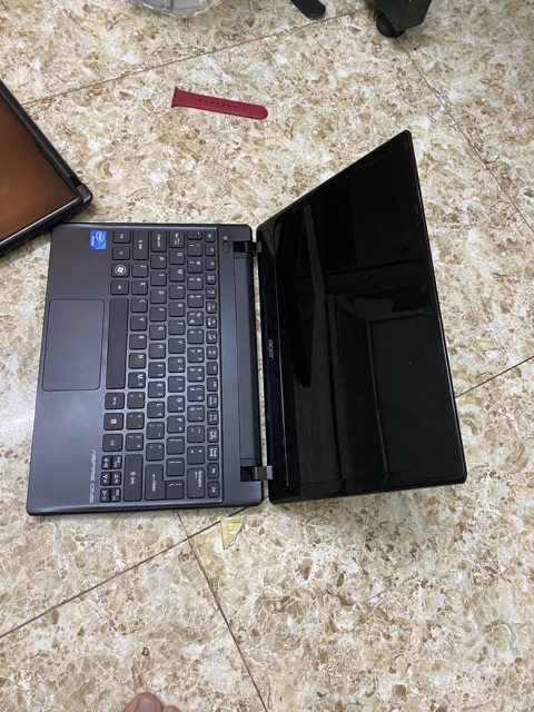 [Quá Sốc] Laptop mini 10inch Acer one Ram 2Gb/Ổ 320Gb/Nguyên Bản/Có Bao Da