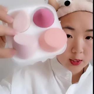⭐️[Deal Sốc]⭐️  Set 4 Bông Mút Trang Điểm Kèm Hộp Đựng Xinh Xắn..