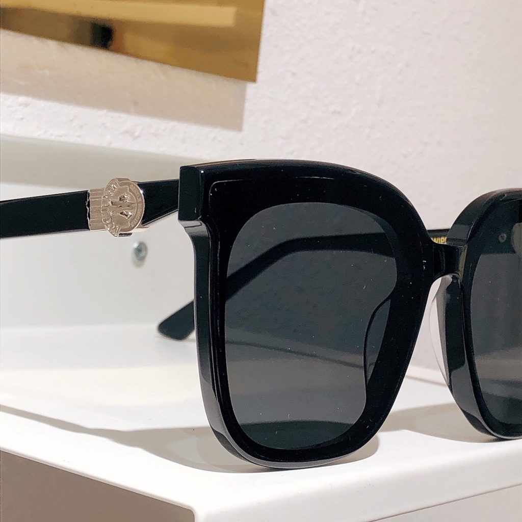 Kính Mát Gọng Vuông Màu Đen SWIPE 4 01 -