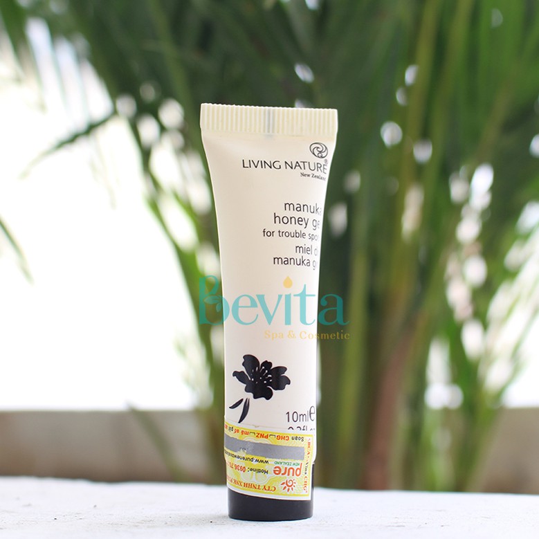 Gel giảm mụn Living Nature Manuka Honey Gel, gel giảm mụn dành cho da dầu - Bevita