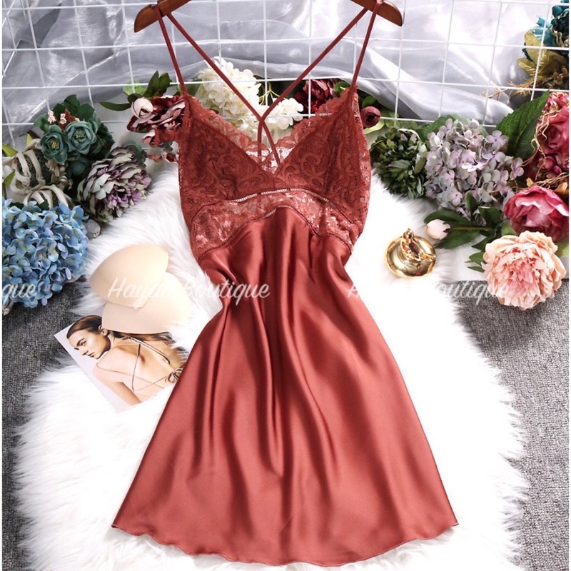 Đồ Ngủ Sexy, Váy ngủ lụa dáng suông quyến rũ Kèm Mút Ngực -- CHARMING QUEEN