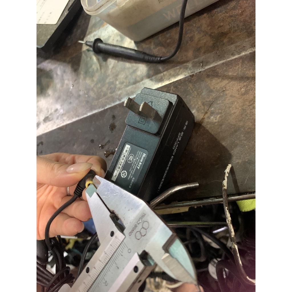 🌟QUA SỬ DỤNG,CŨ 🌟Cục sạc máy Pos S90 HUNTKEY NEXGO 9.5V - 2.4A / 4A  9V - 2.5A 8.5V 2.5A chân nhỏ / nhỡ / to kèm dây