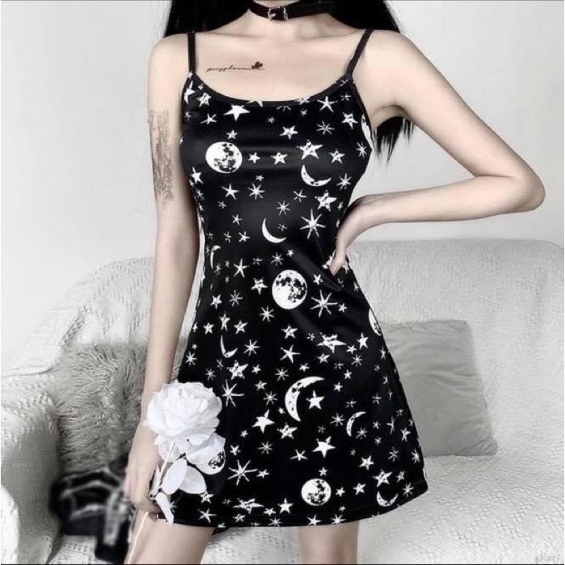 Đầm ngắn kiểu hai dây lụa ngôi sao dáng xoè - Order taobao quảng châu