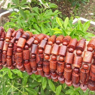 Vòng Gỗ Sưa Vòng Doanh Nhân - Cá Tính Hơn - Mạnh Mẽ Hơn - May Mắn Hơn – Lịch Lãm Hơn – Sáng Tạo [ FREESHIP TOAN QUOC]