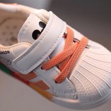 Giày thể thao cho bé