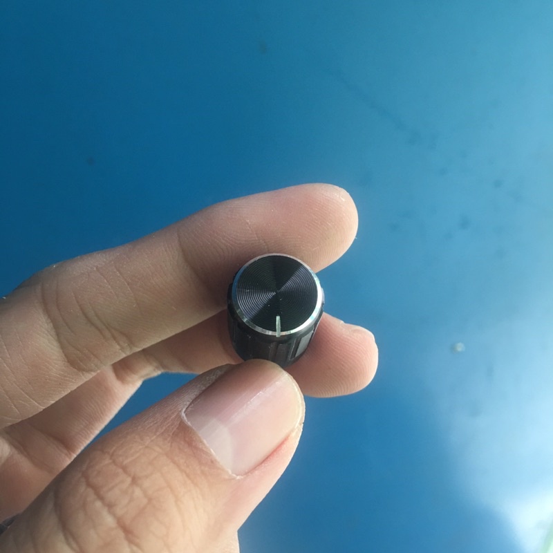 Chụp núm vặn biến trở núm encoder làm bằng nhôm CNC