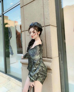 Áo sơ mi da rắn sadnh điệu
