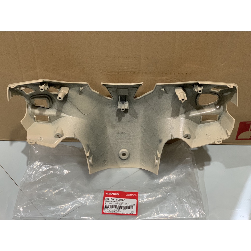 Bộ nắp sau tay lái - gáy HONDA LEAD 125 năm 2013-2015 màu Vàng nhạt. *YR299* 53210K12900ZC
