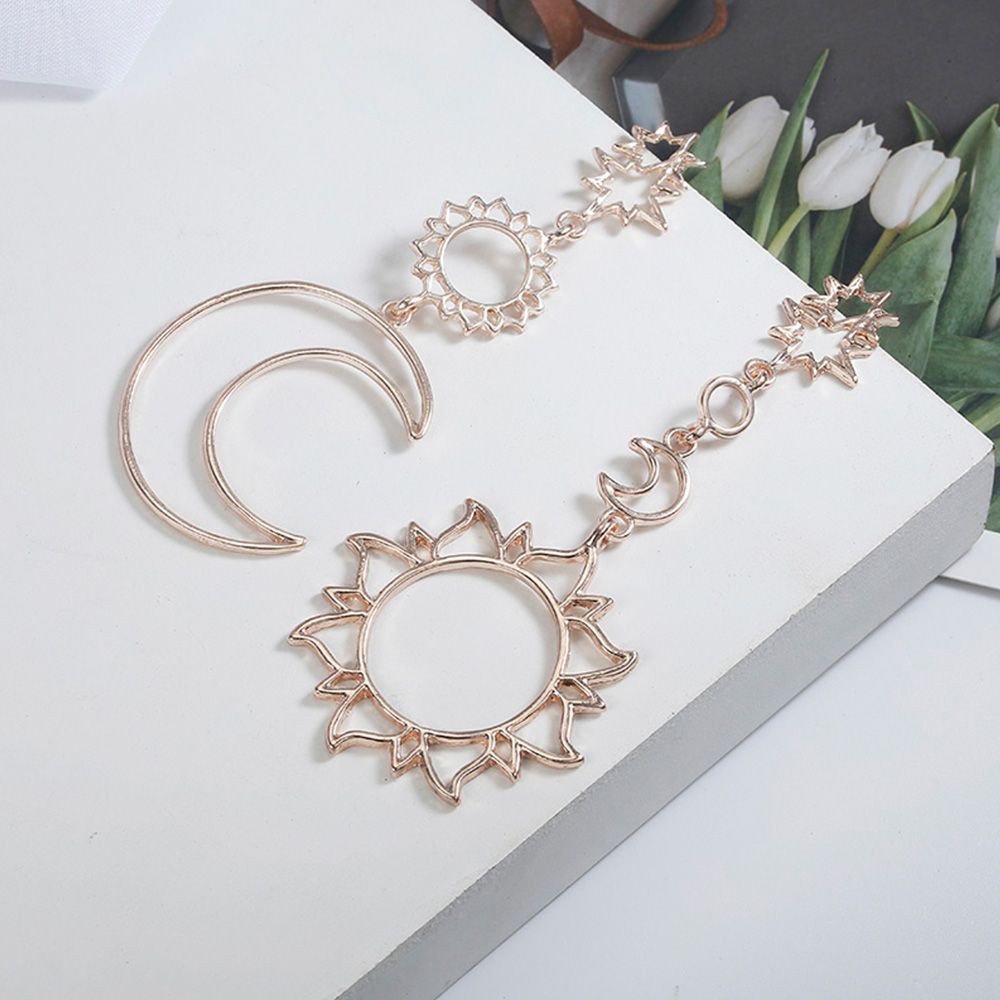 Khuyên tai hình mặt trăng và ngôi sao cho nữ