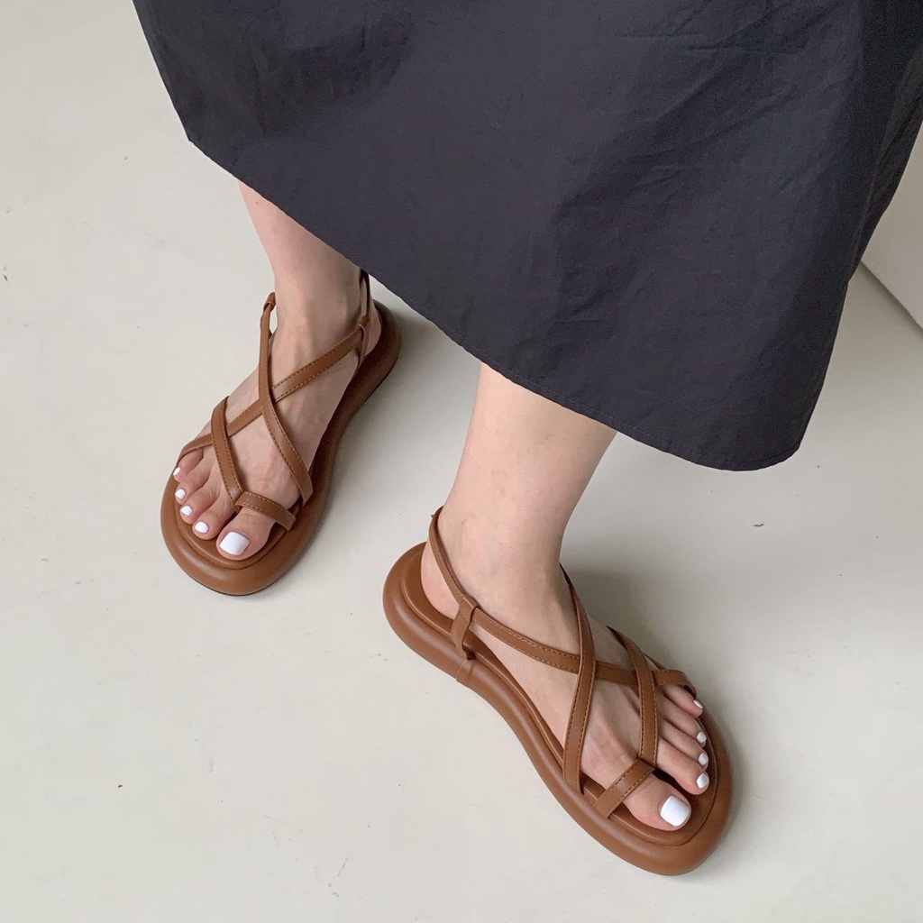 Giày Sandal Đế Phẳng Dày Quai Mảnh Mùa Hè 2022 Phong Cách Hàn Quốc Thoải Mái Dễ Phối Đồ Cho Nữ