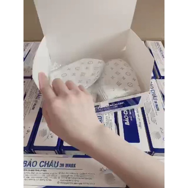 khẩu trang 3D Lv  hoạ tiết