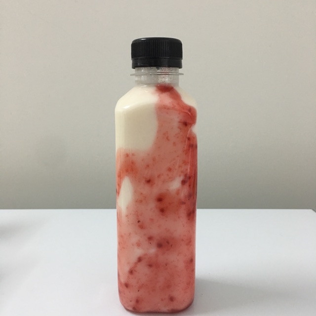 5 chai sữa chua uống phúc bồn tử