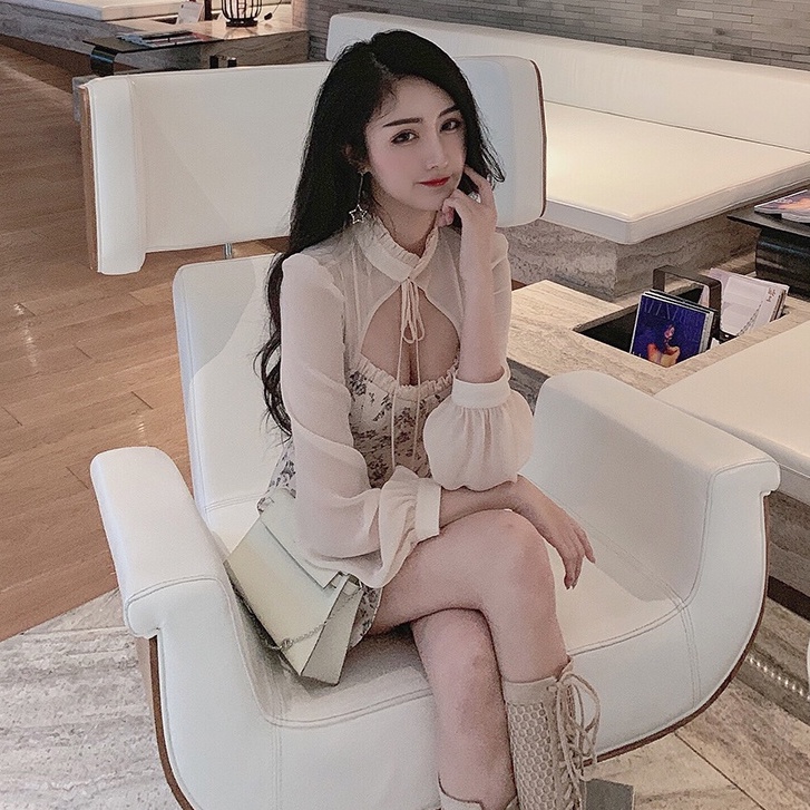 Đầm hoa nhí dáng ôm tay dài mini Emilyshop