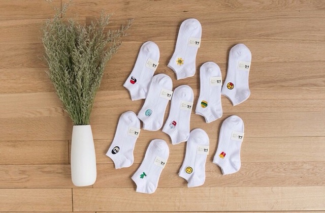 Tất hình mini ngắn cổ