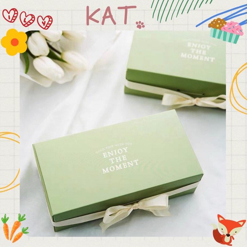 Hộp Giấy Đựng Bánh Kẹo Làm Quà Tặng Hình Chữ Nhật Màu Xanh Lá Kèm Ruy Băng - KAT Official Store