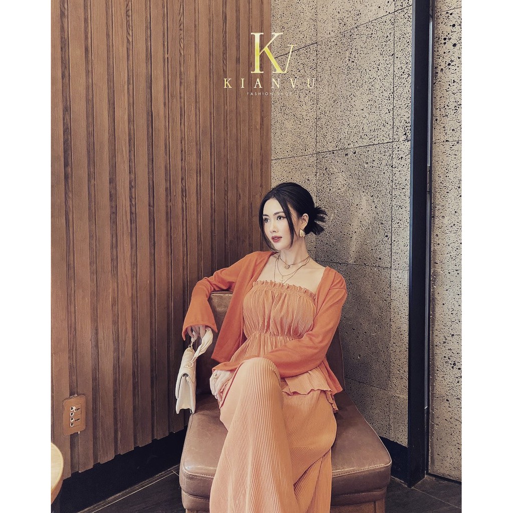 10.10 Sale SET ÁO DẬP LY + ÁO KHOÁC ( 3 MÓN ) HÀNG NHẬP Ꮯɦấȶ Ꮮɨệʊ: vôn dập + khoát rip. Size dưới 54kg vừa nha . .