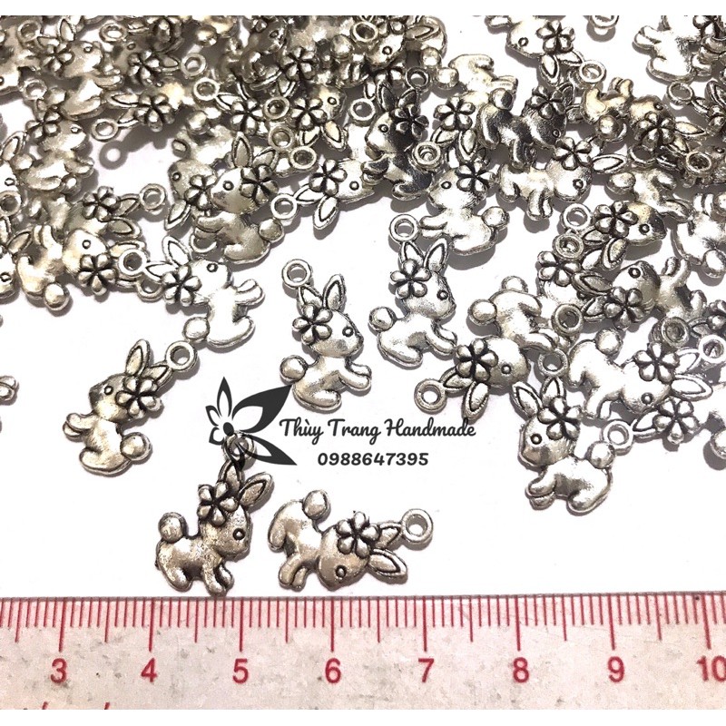Charm Thỏ đeo hoa trang trí vòng tay, trang sức handmade