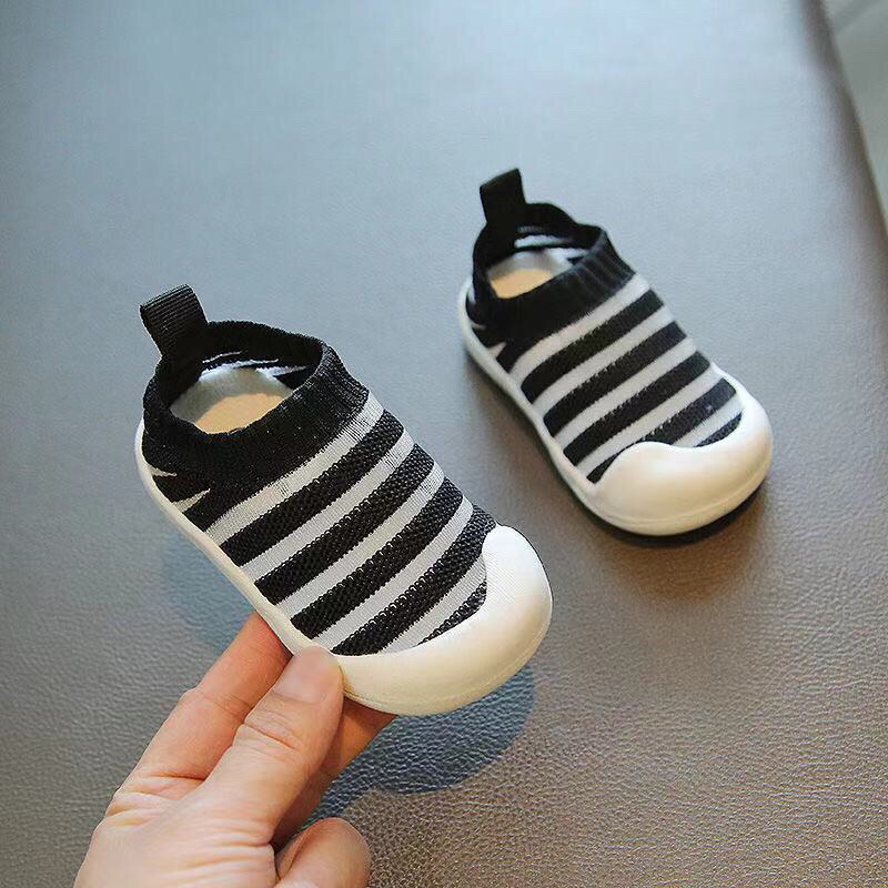 FREESHIP Giày tập đi đế su siêu mềm chân cho bé mã 2009