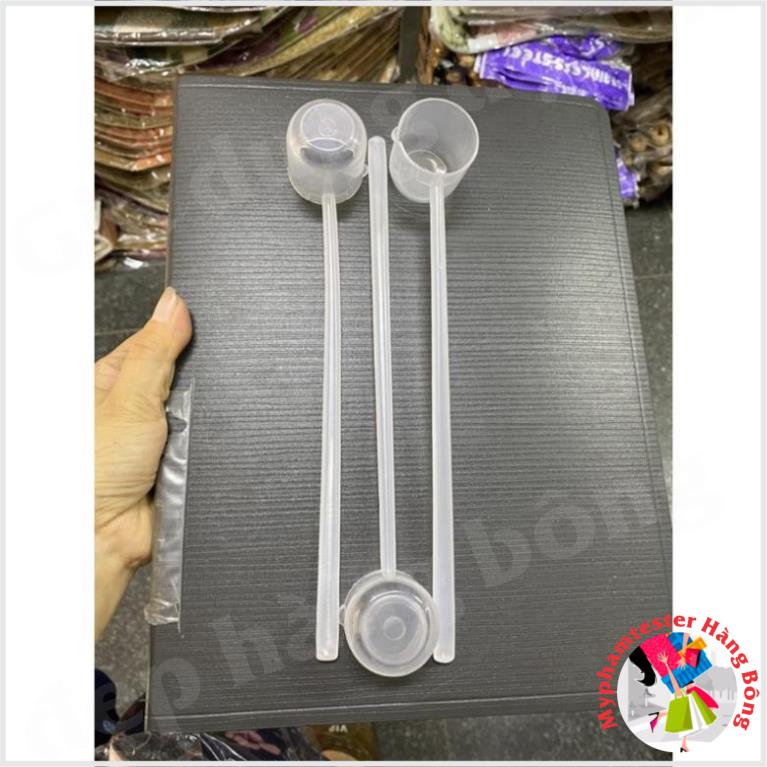 gáo múc riệu nhựa trong suốt cao cấp