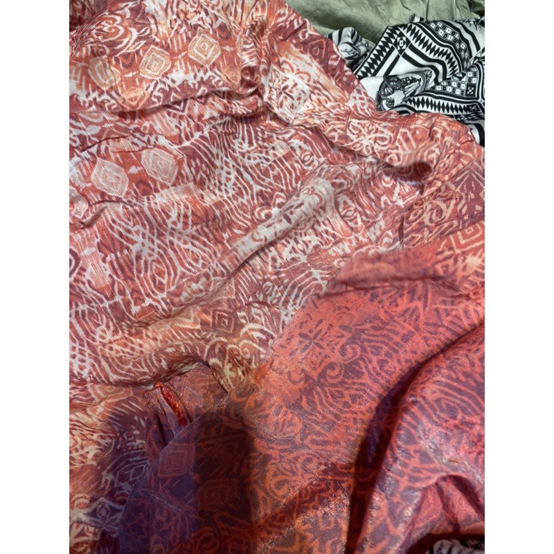 Vải lụa hoạ tiết