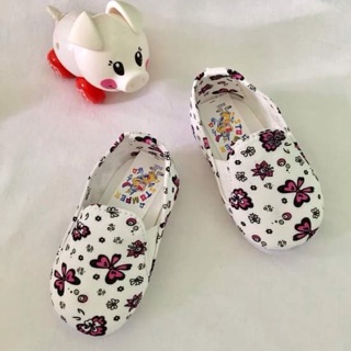 Combo 30 đôi giày khách đặt