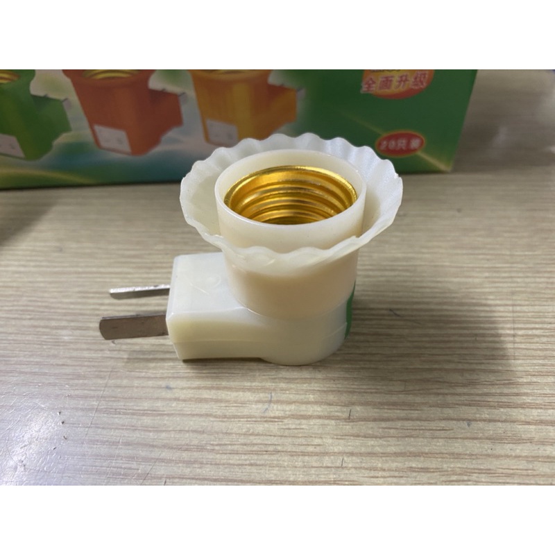 ĐUÔI ĐÈN E27 CÓ CÔNG TẮC