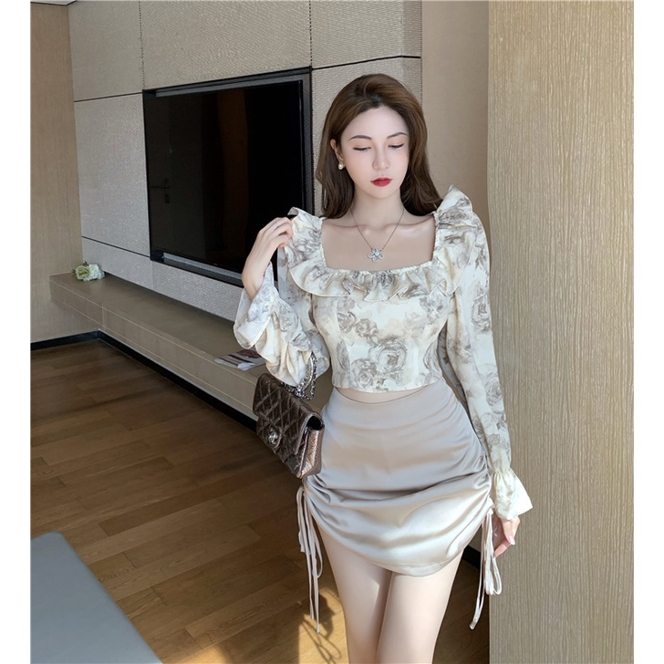 Áo Croptop Tay Phồng Dài Cổ Vuông Họa Tiết Tranh Sơn Dầu Thời Trang Cho Nữ