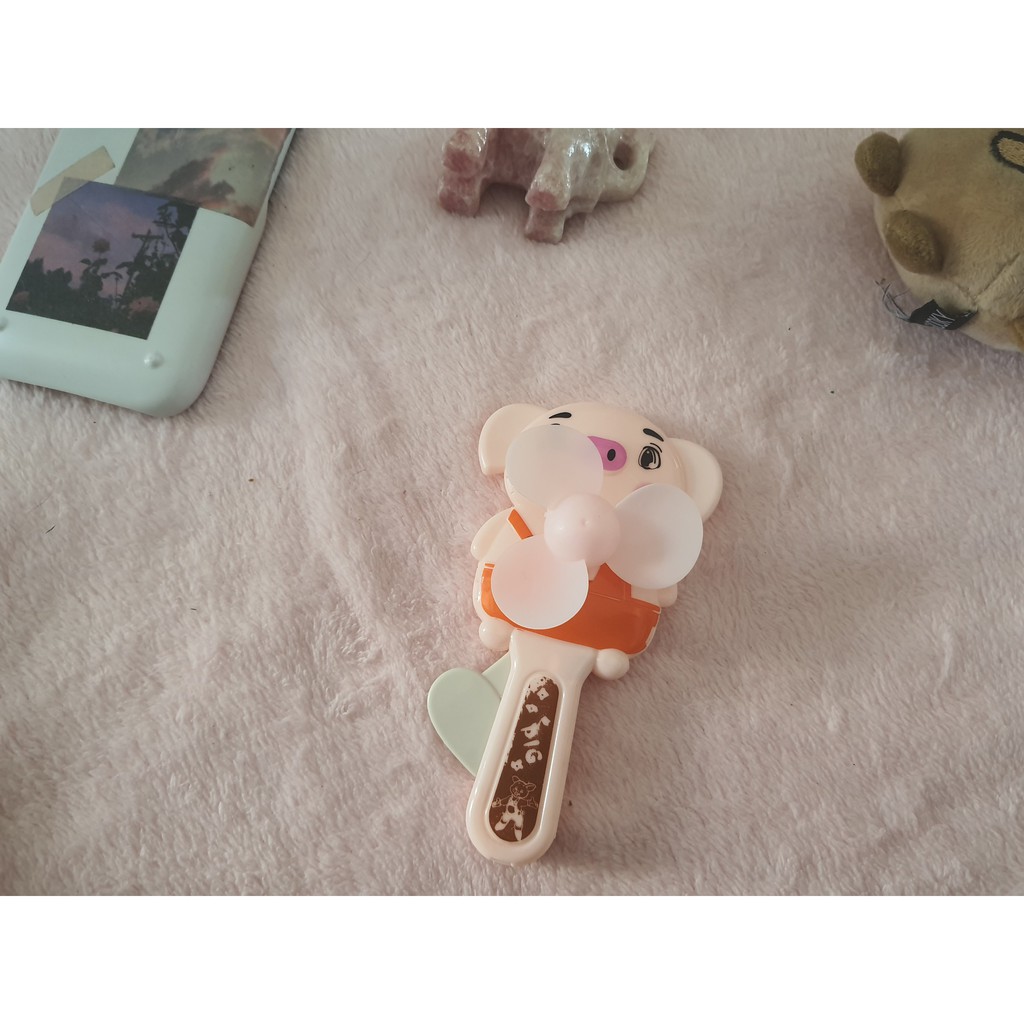 Quạt cầm tay mini siêu xinh Hello Kitty, Doraemon,... siêu rẻ