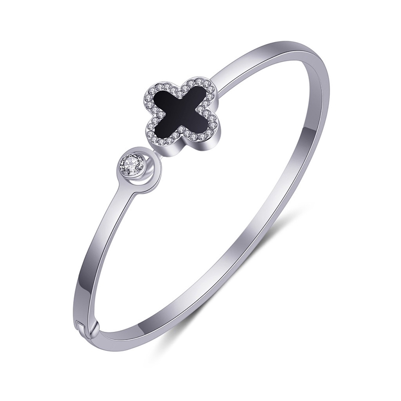 Vòng tay hình cỏ 4 lá đính đá pha lê xinh xắn thời trang cho nữ | BigBuy360 - bigbuy360.vn