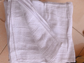 Khăn Lau Trắng Bé 100 chiếc