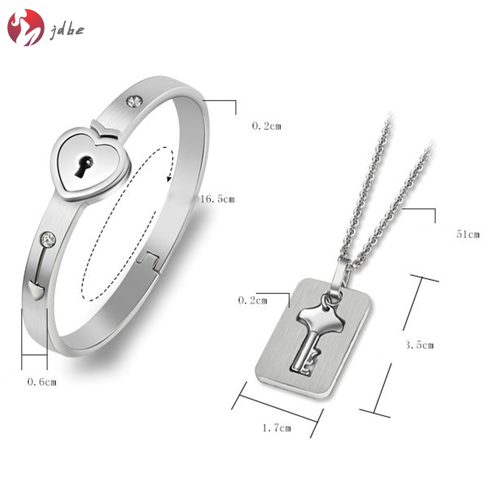Bộ vòng tay và dây chuyền mặt chìa khóa độc đáo tượng trưng cho tình yêu vĩnh cửu độc đáo