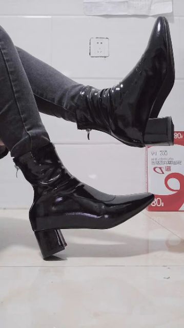 Giày nữ boots nữ da bóng đế vuông sang chảnh cá tính xịn đẹp | BigBuy360 - bigbuy360.vn