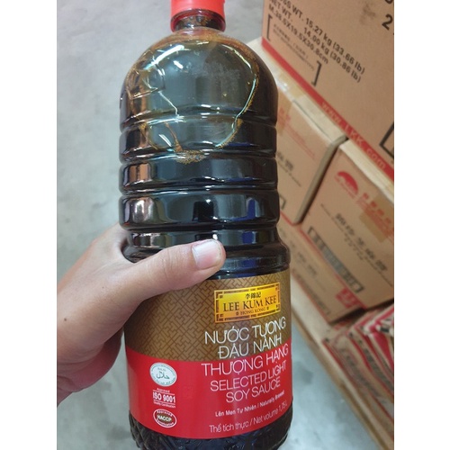 Nước Tương Đậu Nành Soy Sauce Lee Kum Kee chai 1.75L