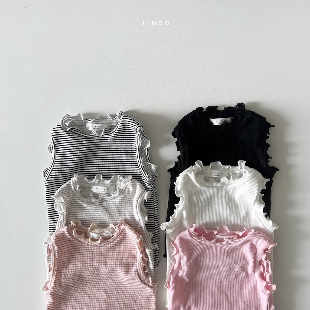 Áo sát nách viền bèo Lindo