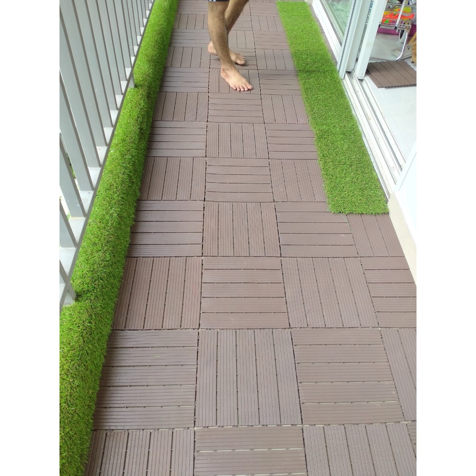 VỈ NHỰA ĐÚC  NGOÀI TRỜI
