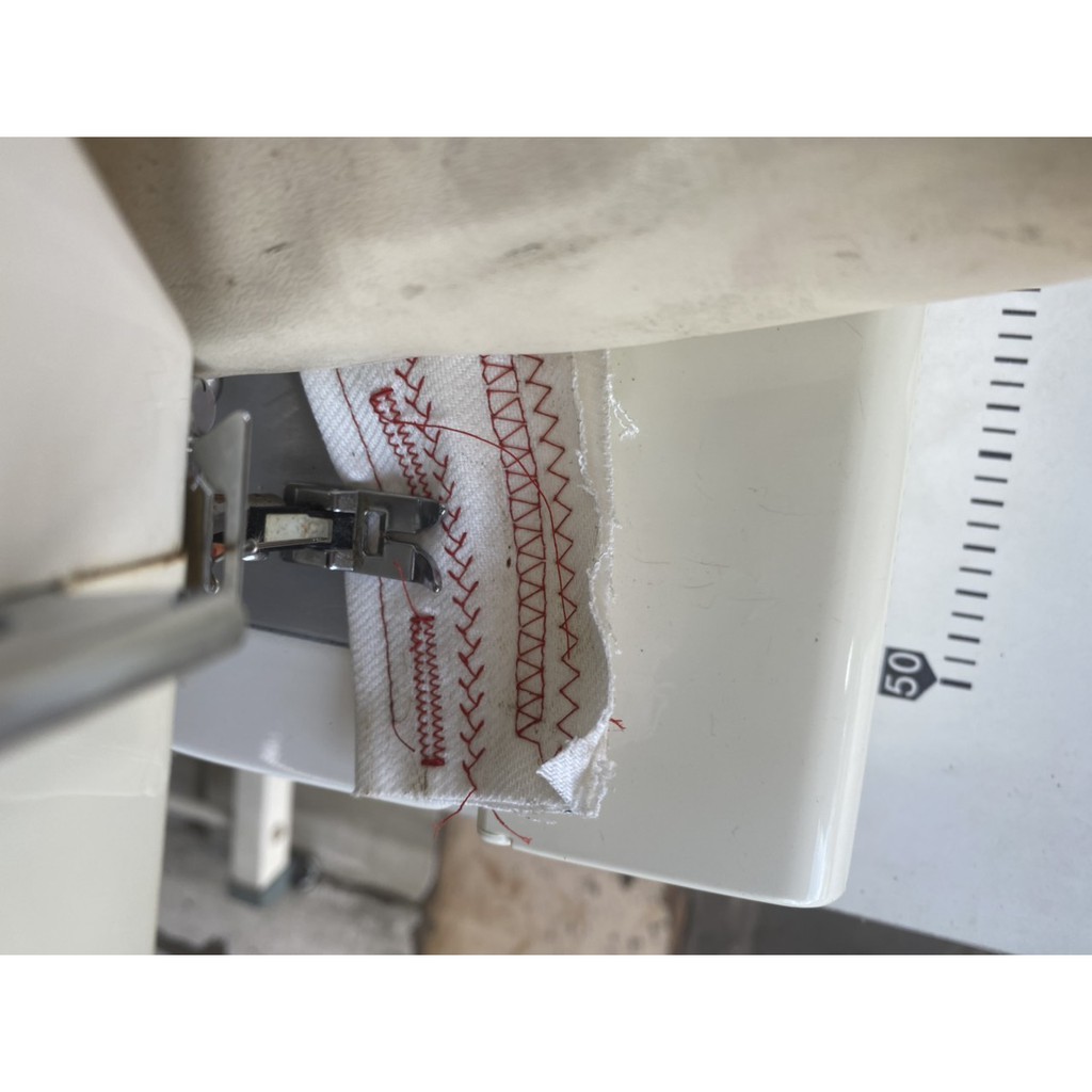 MÁY MAY GIA ĐÌNH JUKI ĐA NĂNG MÀU HỒNG NỘI ĐỊA NHẬT