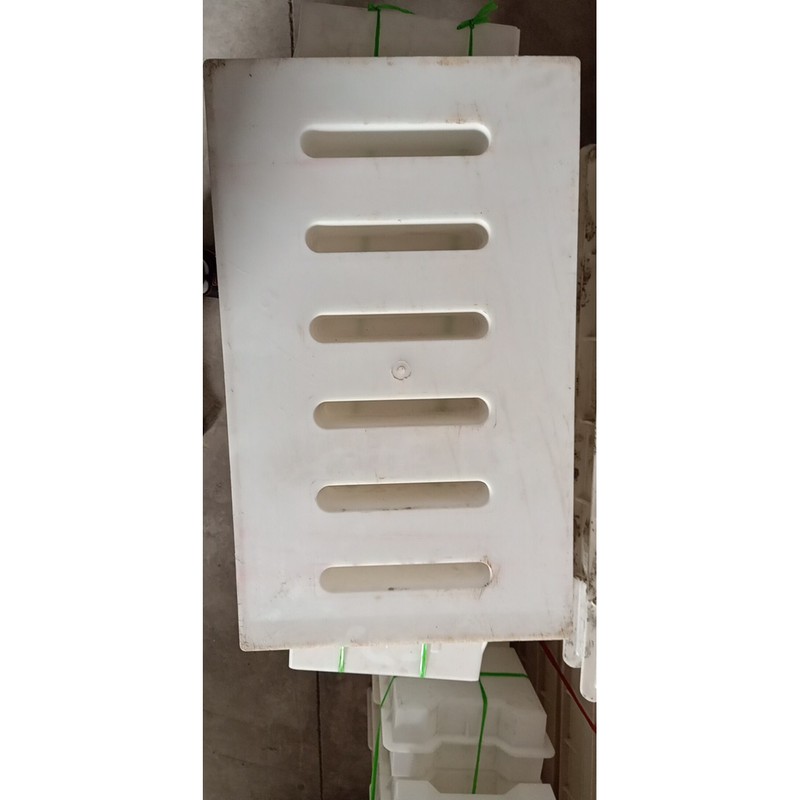 Khuôn chắn dác khuôn đổ si măng