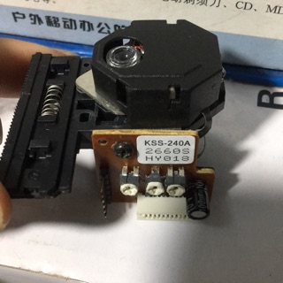 Mắt đầu đĩa CD - KSS 240A