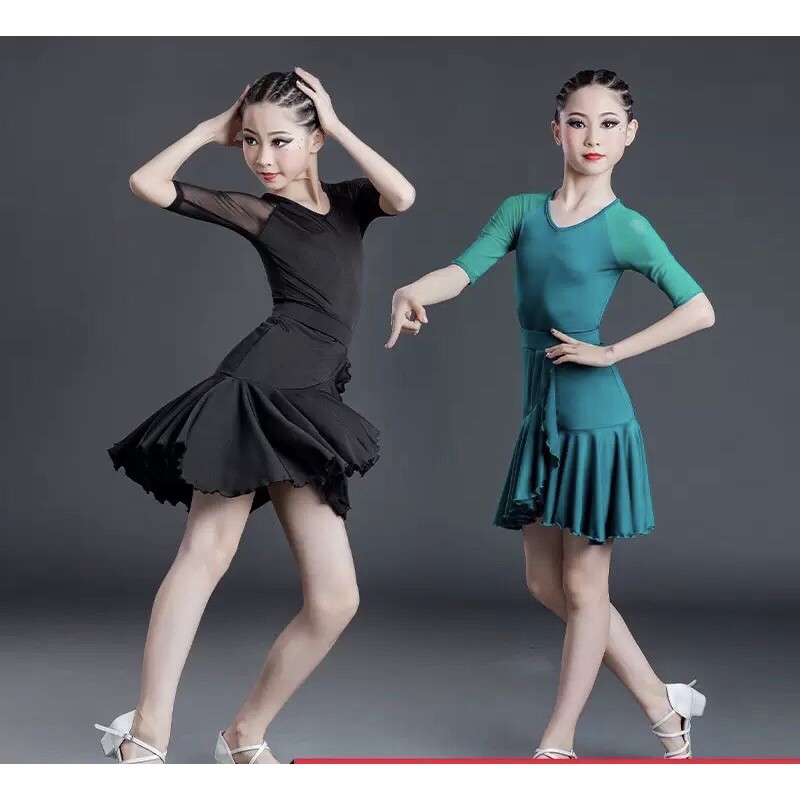 Đầm khiêu vũ trẻ em