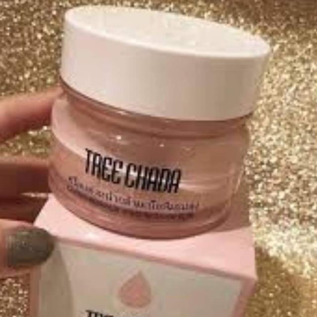 KEM TRANG ĐIỂM MA THUẬT TREE CHADA CREAM MAKEUP MUSCLE SNOW LIGHT 50ML