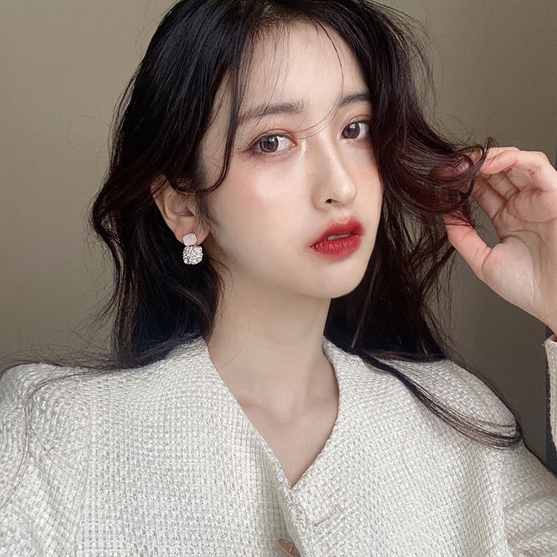 Bông tai hình học đính đá toàn diện phong cách Hàn Quốc