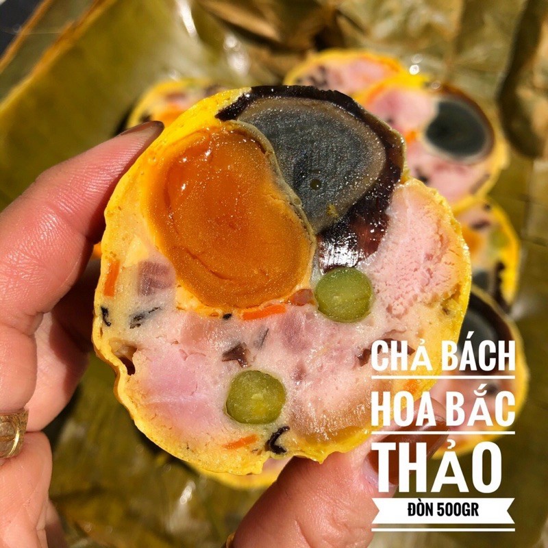 Chả lụa hoa bách thảo trứng muối